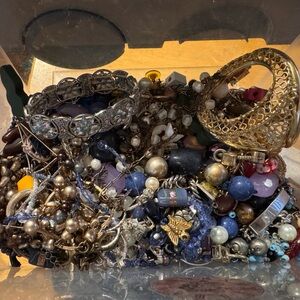 2LB Pound Junk Jewelry Craft Lot #2968M